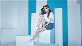 蔡依林以現代女力視角詮釋復刻經典，以經典不退流行的丹寧單品為主軸。（圖／品牌提供）