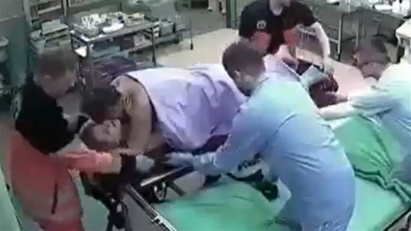 掉包成強力膠　腥夫小三「無法自拔」