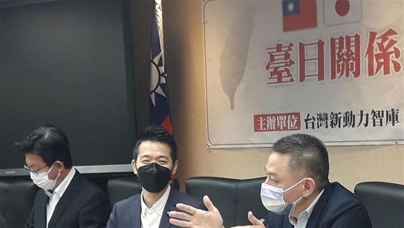 綠委組團訪日交流　擬弔唁前首相安倍