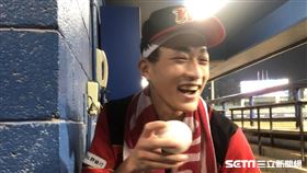 郭天信敲出生涯首支場內全壘打。（圖／記者蔡厚瑄攝影）