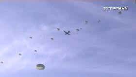 文 漢光屏跳傘1200