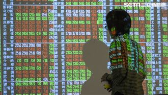 新制盯上四貸同堂　專家：台股恐出現暴跌