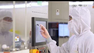 無薪假燒半導體　勞動部：原物料問題