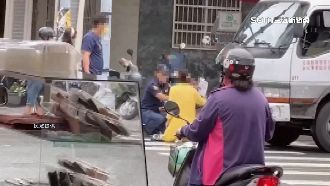 嬤買西瓜違停　求警放車哭了10分鐘