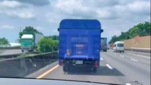 國1救護車狂叭2分鐘　貨車不甩慘了