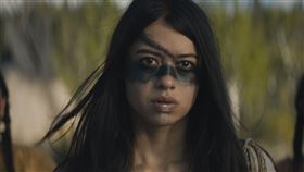 《終極戰士：獸獵者》安柏米桑德（Amber Midthunder）。（DISNEY+提供）