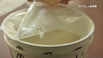紙杯盛裝排餐濃湯 　內膜竟脫落