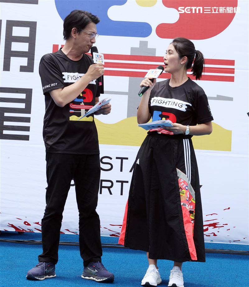 「全明星運動會」第四季主持人徐展元、卓君澤（卓卓）。（記者邱榮吉/攝影）
