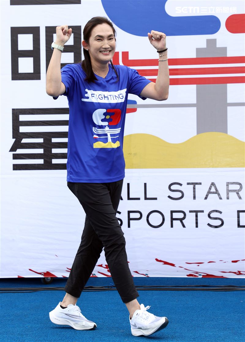 「全明星運動會」第四季教練藍隊錢薇娟。（記者邱榮吉/攝影）