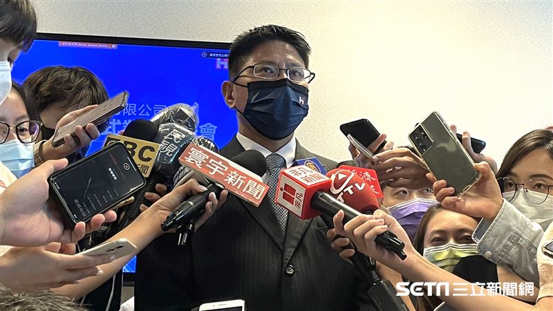 砸大錢入股紫光！鴻海：本週二已遞件