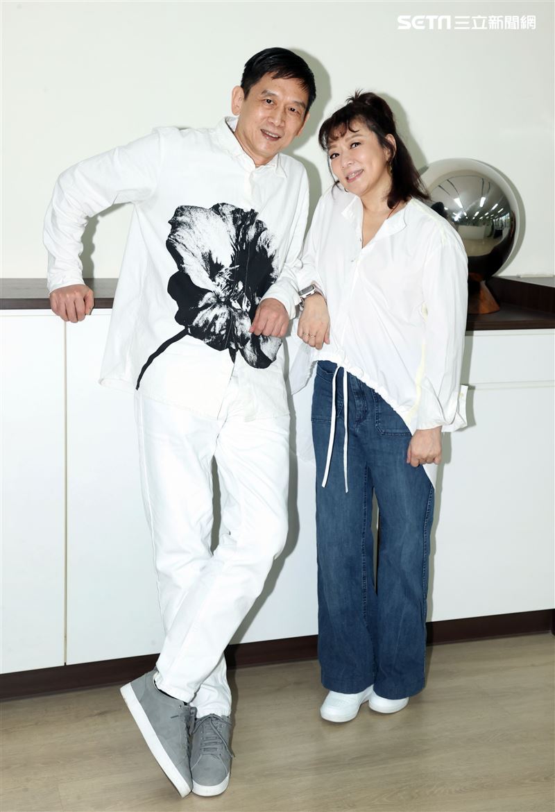 趙詠華、殷正洋三立新聞網專訪。（記者邱榮吉/攝影）