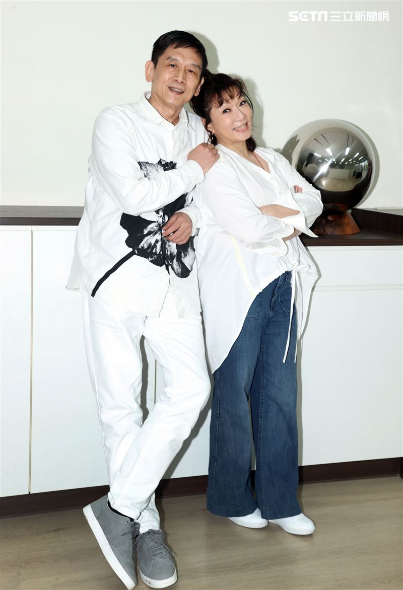 趙詠華、殷正洋三立新聞網專訪。（記者邱榮吉/攝影）