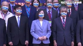 蔡英文出席國立中山大學「半導體及重點科技研究學院」揭牌典禮