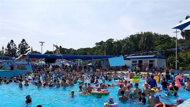熱炸！民眾湧水樂園「下水餃」畫面曝
