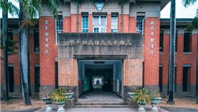 墜樓,意外,高雄中學,男學生,鐵門