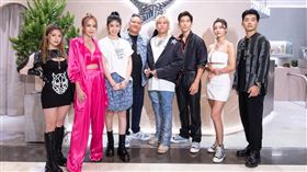 品牌主理人Cody Sanderson帶兒子疫情期間突破萬難來台與眾星同框。（圖／品牌提供）