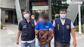 桃園于男與王女長期販售毒品及槍械遭警方攻堅逮獲。（圖／翻攝畫面）