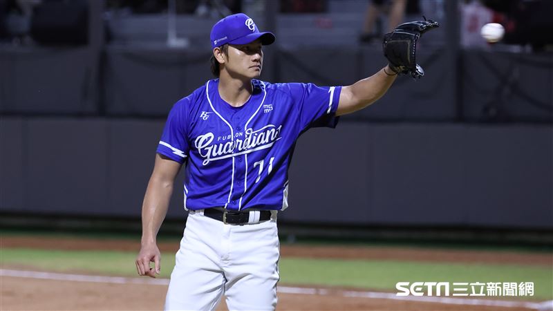 富邦悍將先發投手江少慶，預計被統一獅作為補償人選挑走。（圖／記者劉彥池攝影）