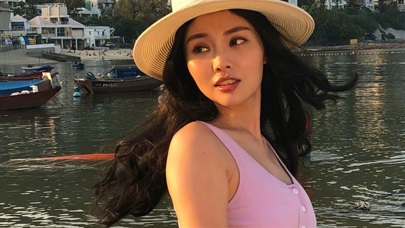 「第一美胸」女星被罵賤：我只是不紅