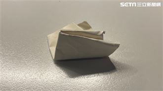 女領80萬塞「求救紙條」！行員1舉動救命