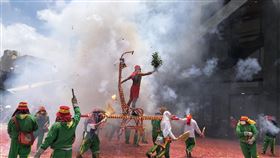 ▲台東玄武堂『炮炸寒單爺』參加夜巡大繞境（圖／主辦單位提供）