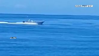 侵門踏戶！中國漁船用快艇搶土魠魚