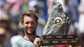 ▲魯德在瑞士網球公開賽奪冠，收下個人職業生涯第9座巡迴賽冠軍。（圖／美聯社／達志影像）