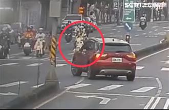急追沒戴安全帽屁孩！南港警撞車慘摔