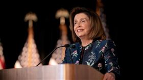 CNN引述專家說法報導，美國眾議院議長裴洛西訪台，恐引發中國前所未有的回應，但激起軍事衝突可能性低。（圖／翻攝自facebook.com/pelosiforcongress）
