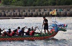 宣傳全民運動會  首創嘉義划龍舟到澎