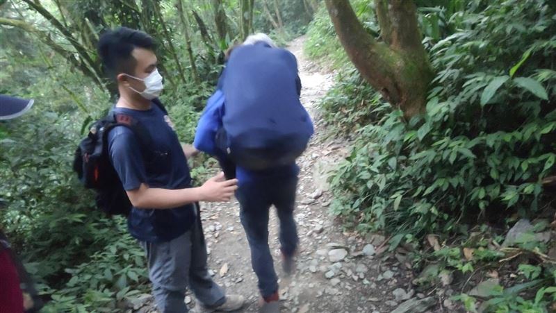 攀登北大武山被丟包　他：領隊慣犯