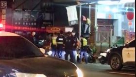 新／台中又開槍！洗車場械鬥1男中彈(圖/翻攝畫面)