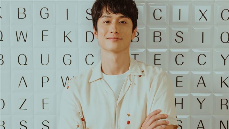 小張國榮來台喊孤單　竟「劈腿」嫩妹