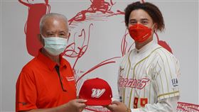 ▲林凱威加盟味全龍。（圖／味全龍球團提供）