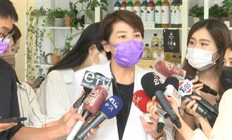 柯P突砍敬老金！黃珊珊：我媽很生氣