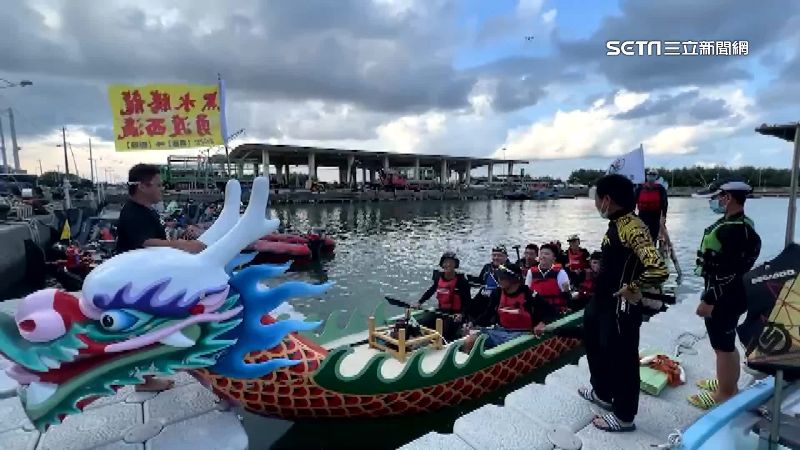 嘉義划龍舟到澎湖　10小時挑戰成功