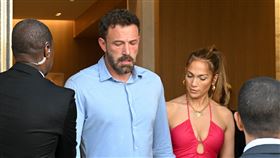 班艾佛列克一臉疲憊彷彿被榨乾。（圖／美聯社／達志影像）