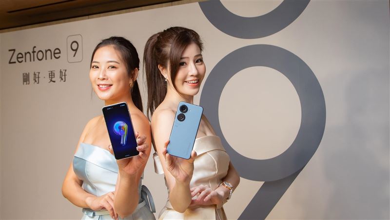 Zenfone 9來了！單手也好攝