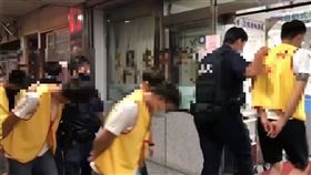 屁孩參加陣頭爆嫌隙！街頭鬥毆全遭逮