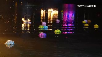 七彩蓮花水燈在宜蘭　鬼門開祈求平安