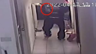 女室友咳嗽不戴口罩　翁持刀砍傷遭訴