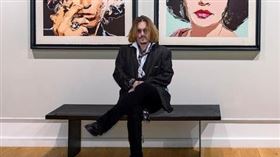 強尼戴普賣畫（圖／翻攝自強尼戴普IG）