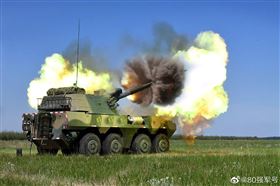 ▲中國解放軍80集團在官方微博帳號「80軍強號」發文，大大2個字「備戰！」引爆網路熱議。（圖／翻攝自80軍強號微博)