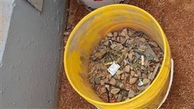 新竹棒球場,碎石