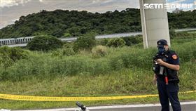 新北王姓老翁釣魚失蹤一周後，今天陳屍在新店溪右岸自行車道12公里處。（圖／翻攝畫面）