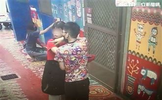 彩虹眷村壁畫遭破壞　監視器畫面曝光