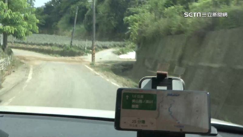 導航仍找嘸路　騎士去靈骨塔騎到沒油