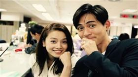 周渝民和喻虹淵夫妻買儲蓄險竟遭詐3千多萬元。（圖／翻攝自周渝民臉書）