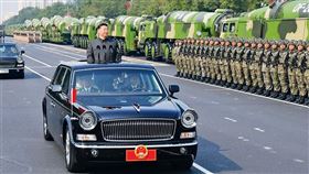 習近平,閱兵,解放軍,共軍（圖／翻攝自新華社）