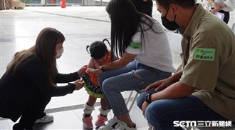 星夫妻曝女兒腳變形血淚　暖挺顱顏童